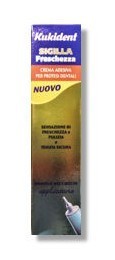 Adesivi per protesi